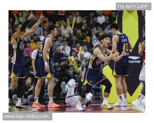 周二竞彩篮球焦点战活塞迎战湖人康宁汉姆与东皇激烈对决引期待